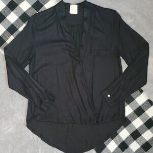 🌸 M Elegant Black Women's Top🌸